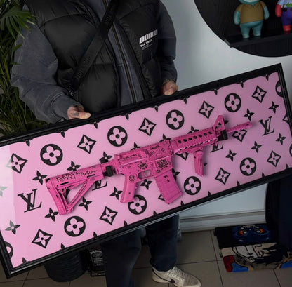 adro Decorativo Pink Rifle Art